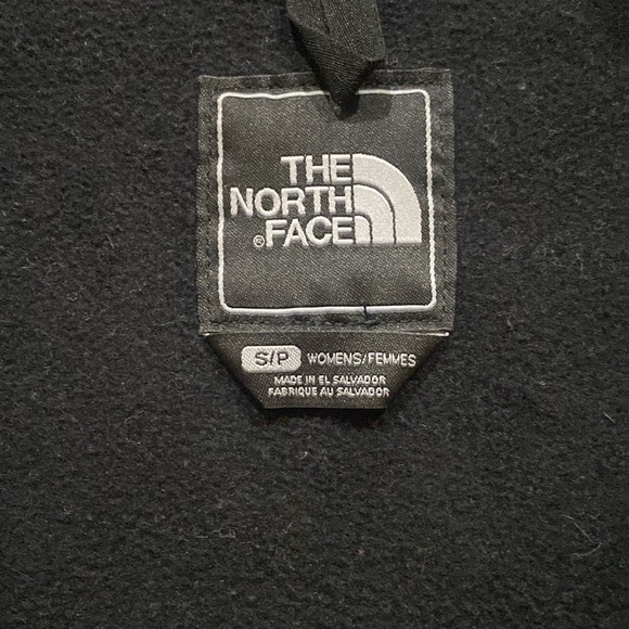 North face hooded fleece jacket - Picture 3 of 3